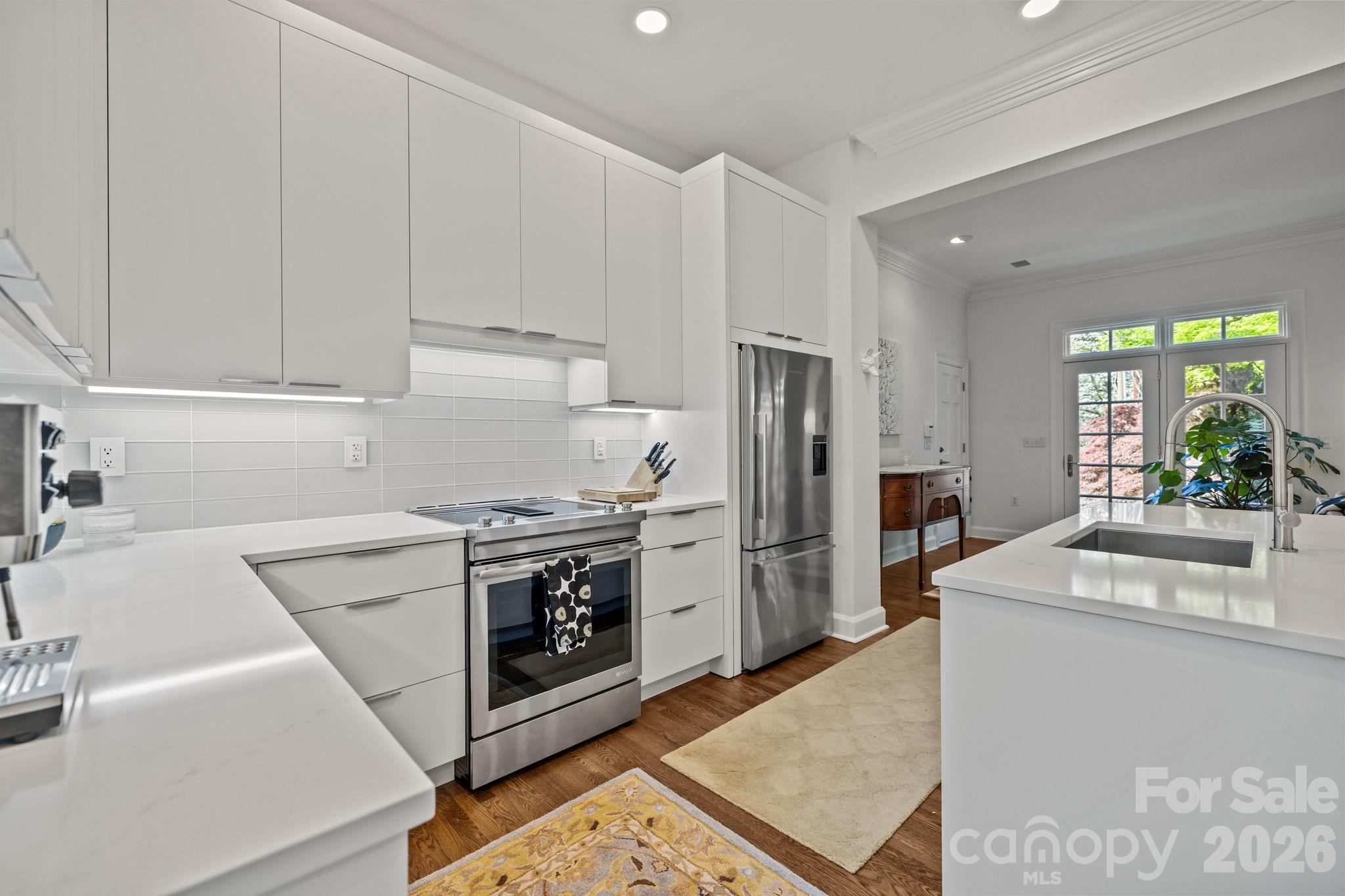 1208 Dilworth Crescent Row Charlotte NC 28203