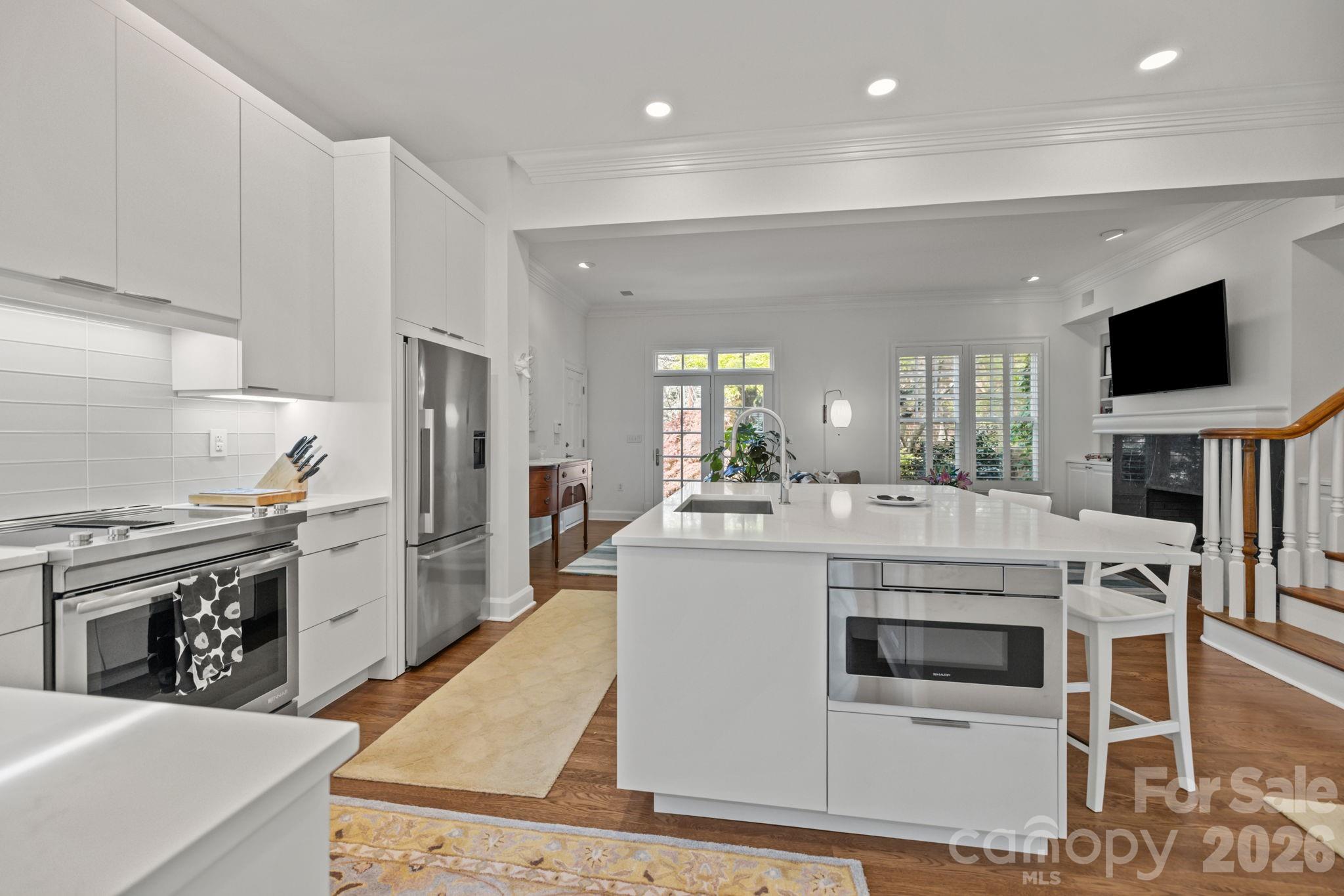 1208 Dilworth Crescent Row Charlotte NC 28203