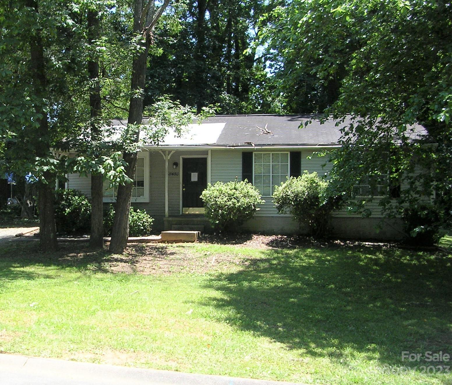 8450 Othello Place Charlotte NC 28227