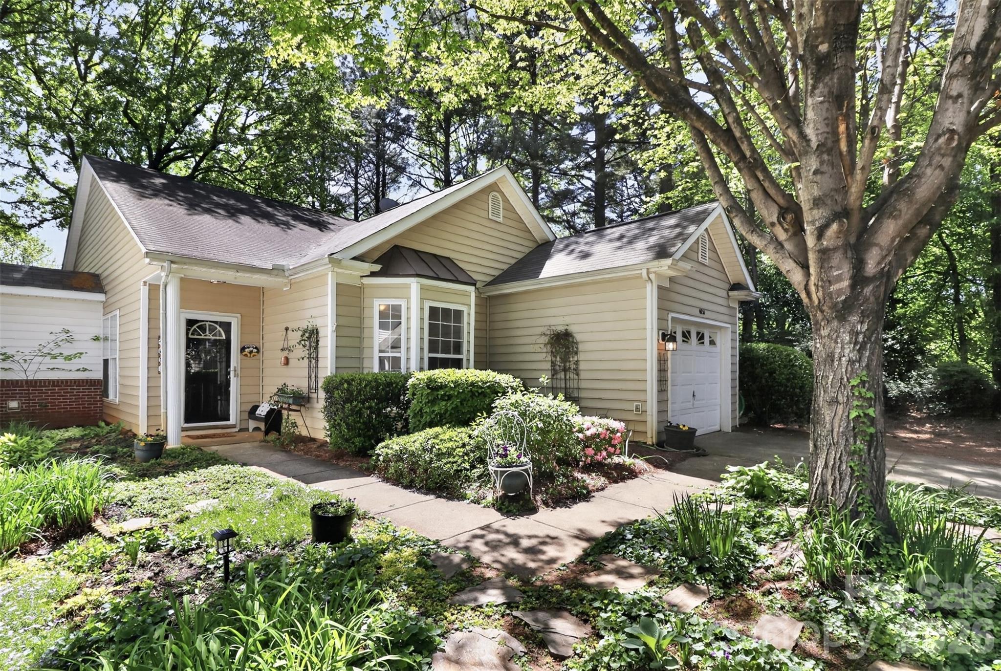 4851 Steepleglen Court Charlotte NC 28269