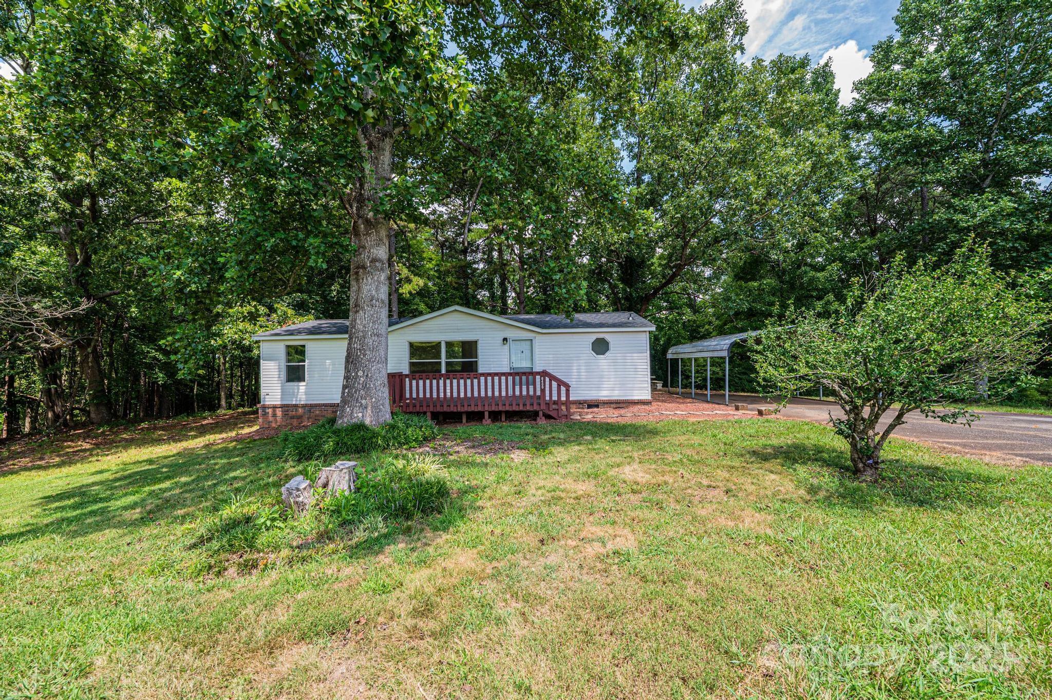 6400 Raven Hill Drive Hickory NC 28602