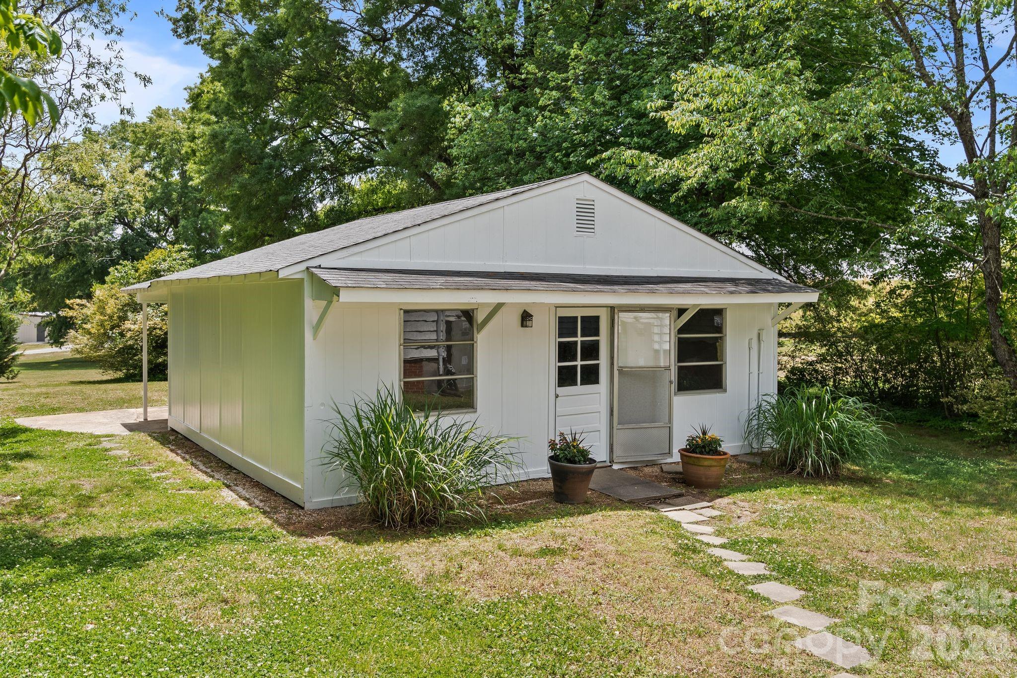753 Carpenter Avenue Mooresville NC 28115