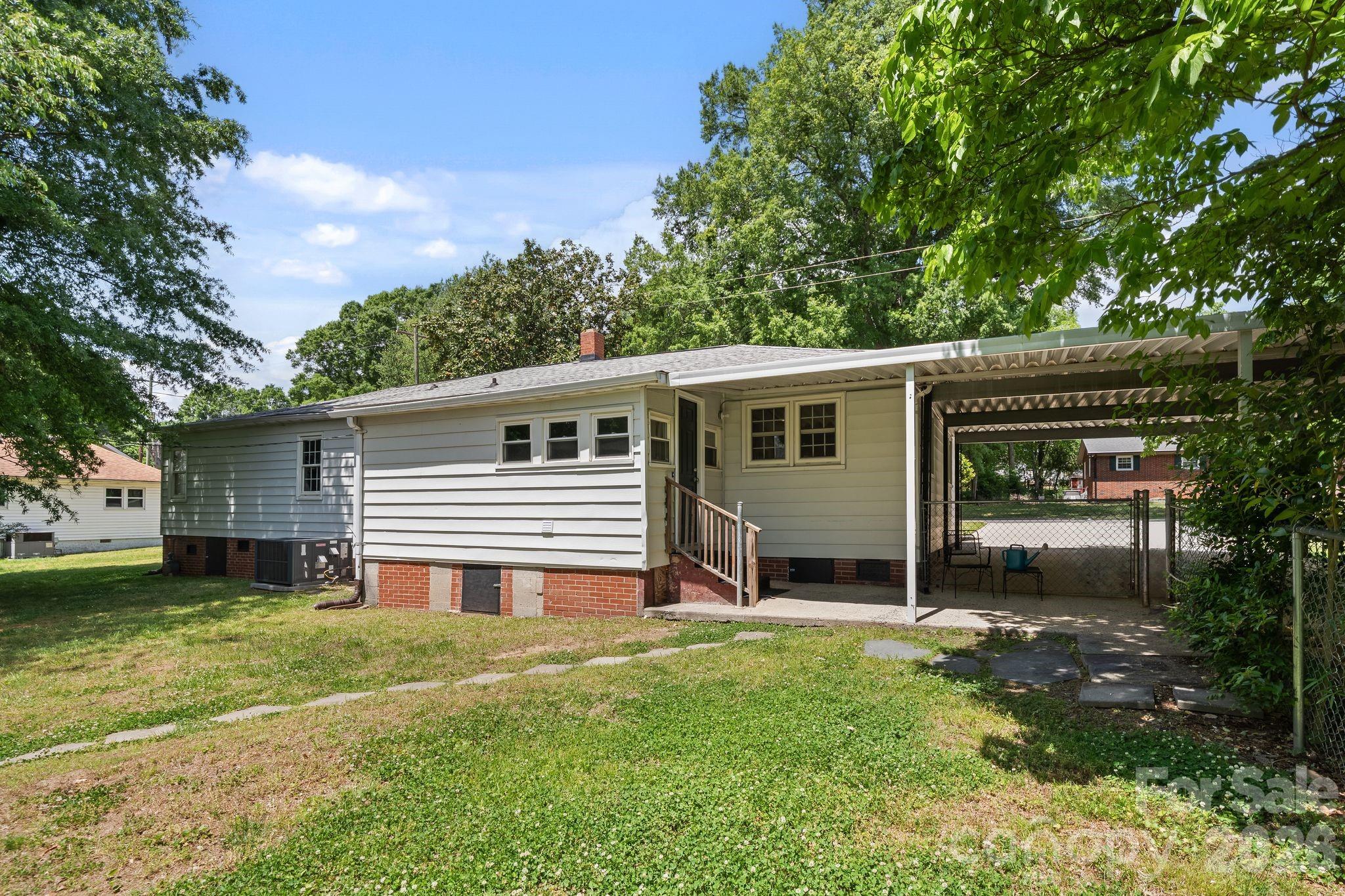 753 Carpenter Avenue Mooresville NC 28115
