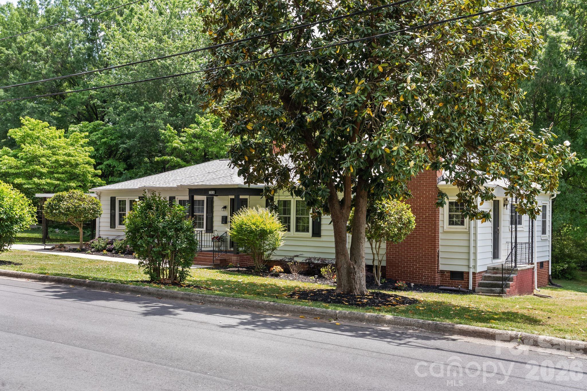 753 Carpenter Avenue Mooresville NC 28115