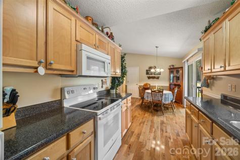 1254 Heritage Farm Road Hickory NC 28601