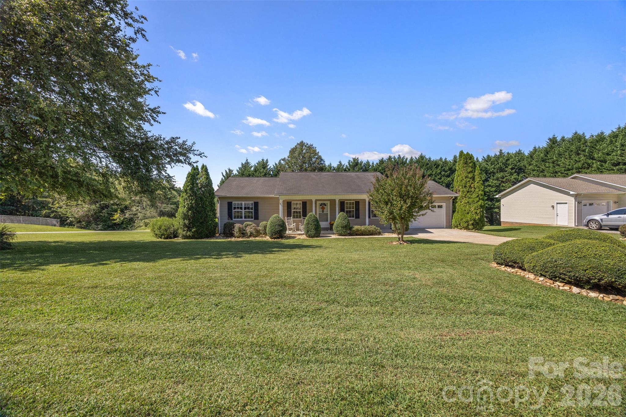 1254 Heritage Farm Road Hickory NC 28601