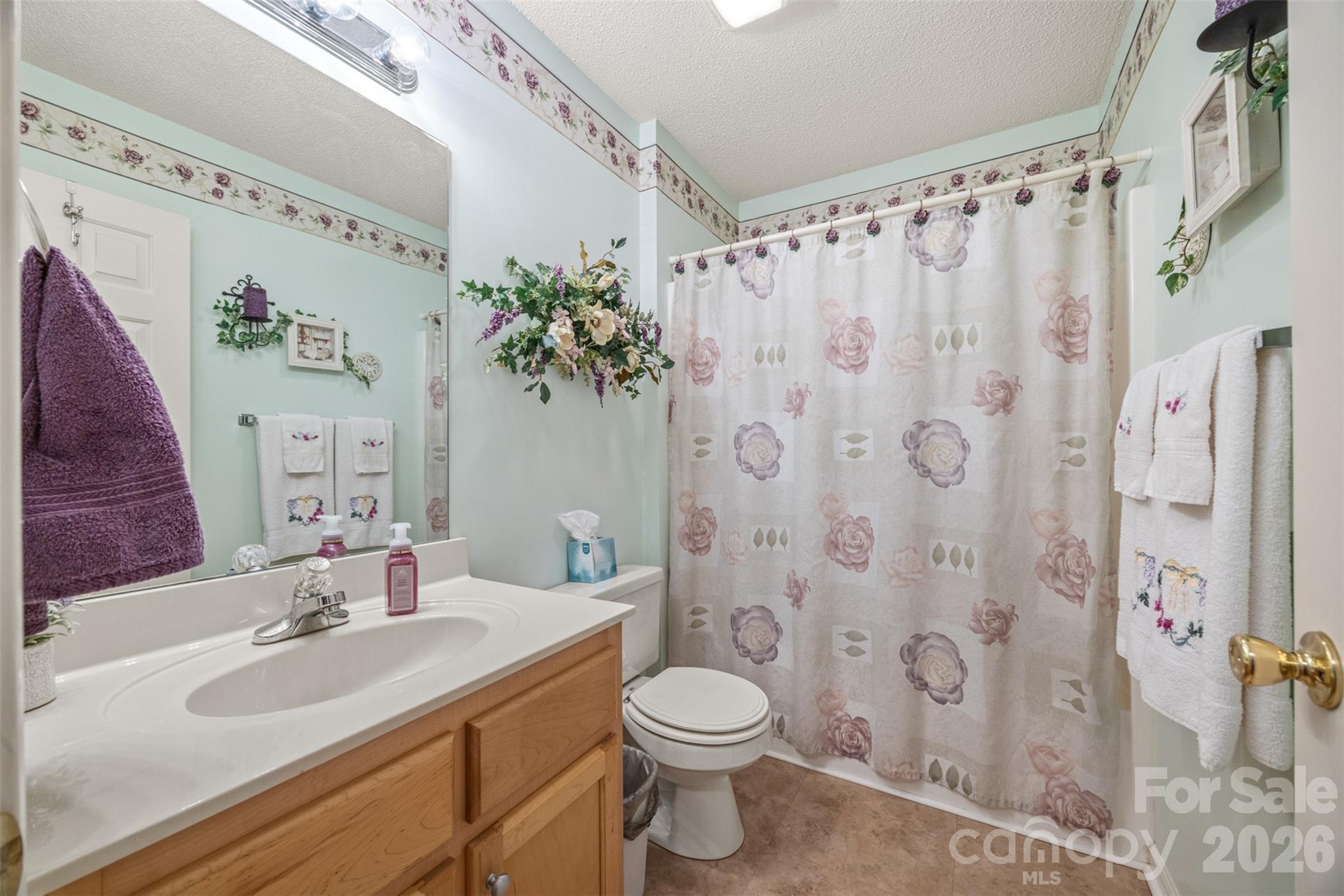 1254 Heritage Farm Road Hickory NC 28601