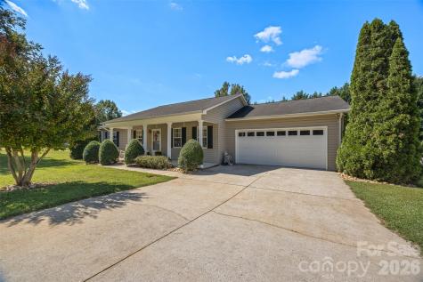 1254 Heritage Farm Road Hickory NC 28601