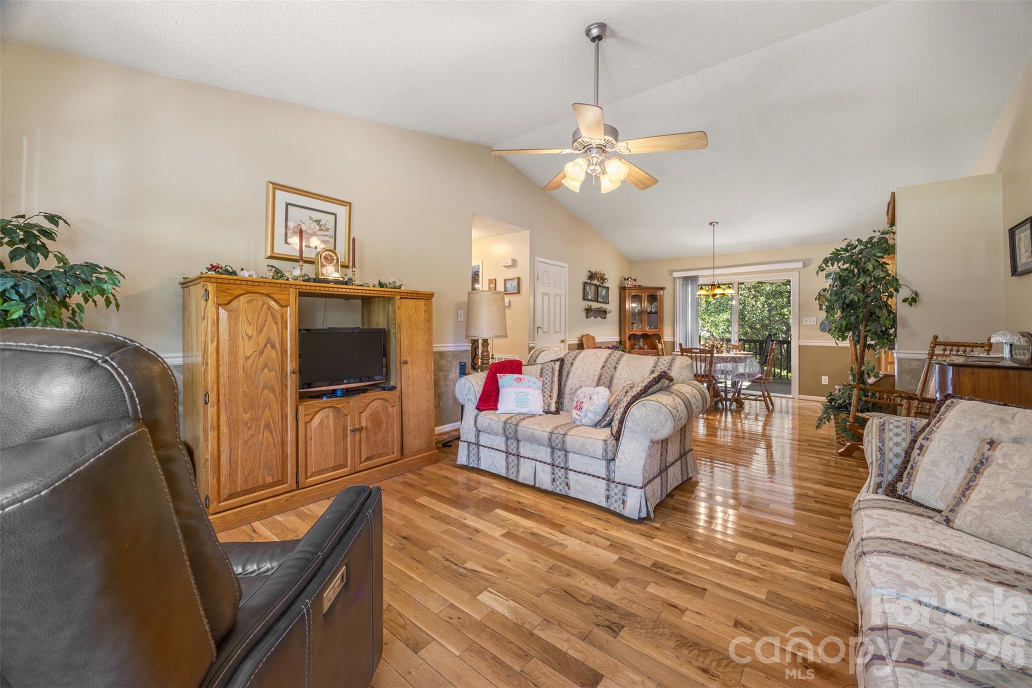 1254 Heritage Farm Road Hickory NC 28601