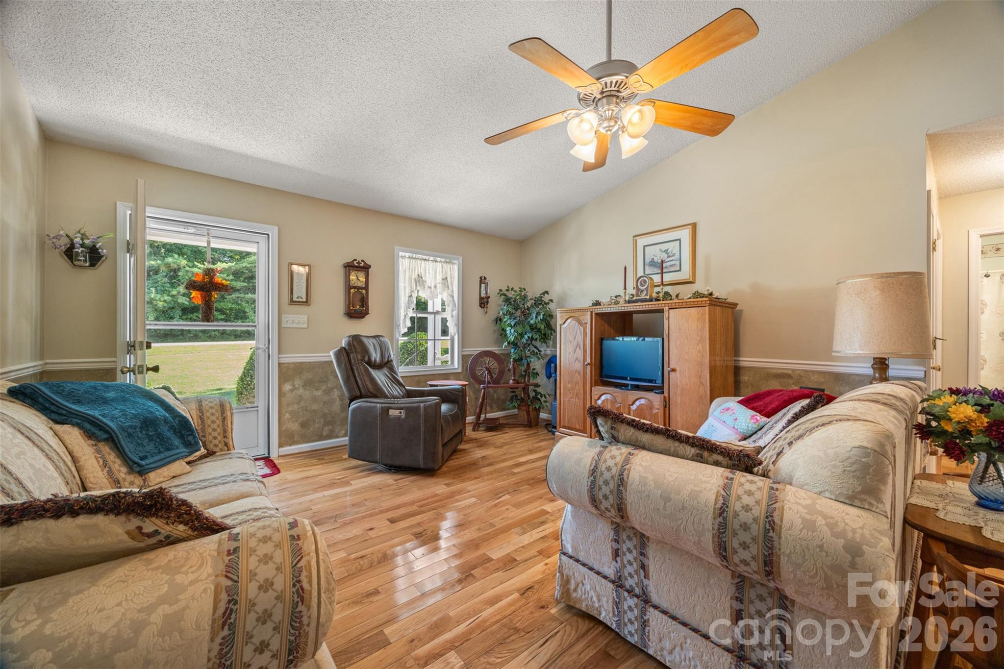1254 Heritage Farm Road Hickory NC 28601
