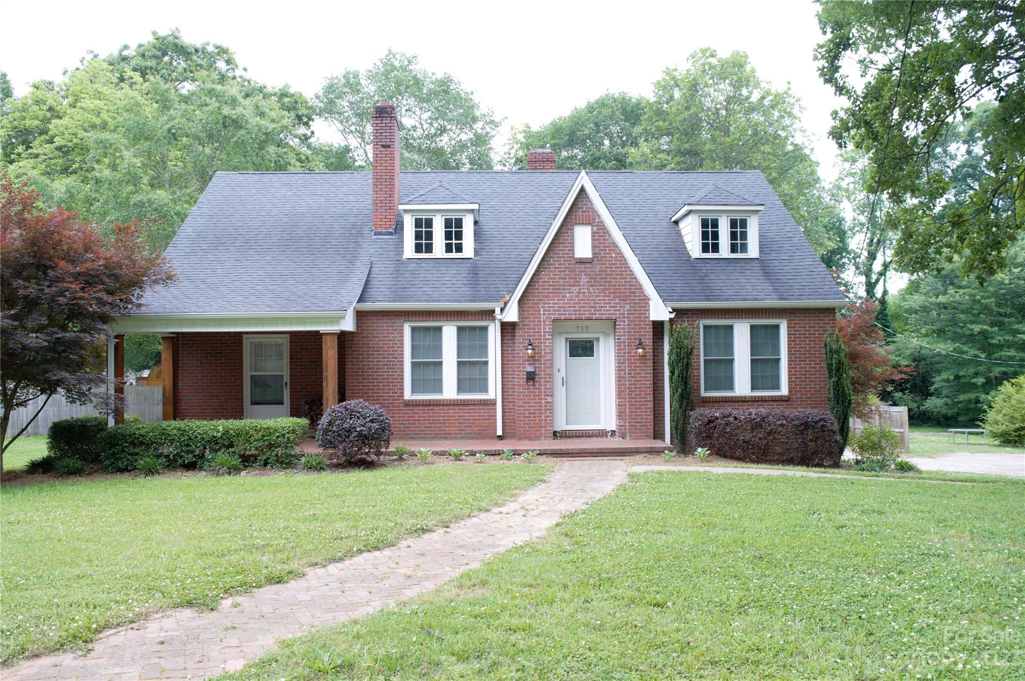 713 W Graham Street Shelby NC 28150