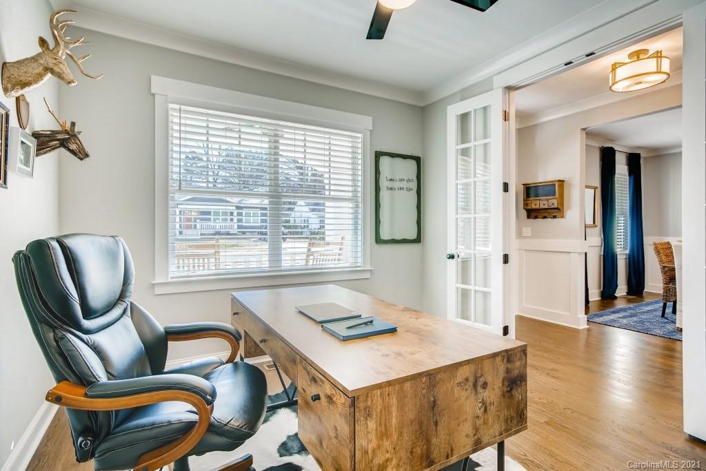 112 S Smallwood Place Charlotte NC 28208
