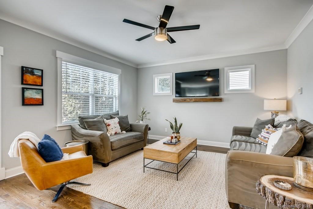 112 S Smallwood Place Charlotte NC 28208