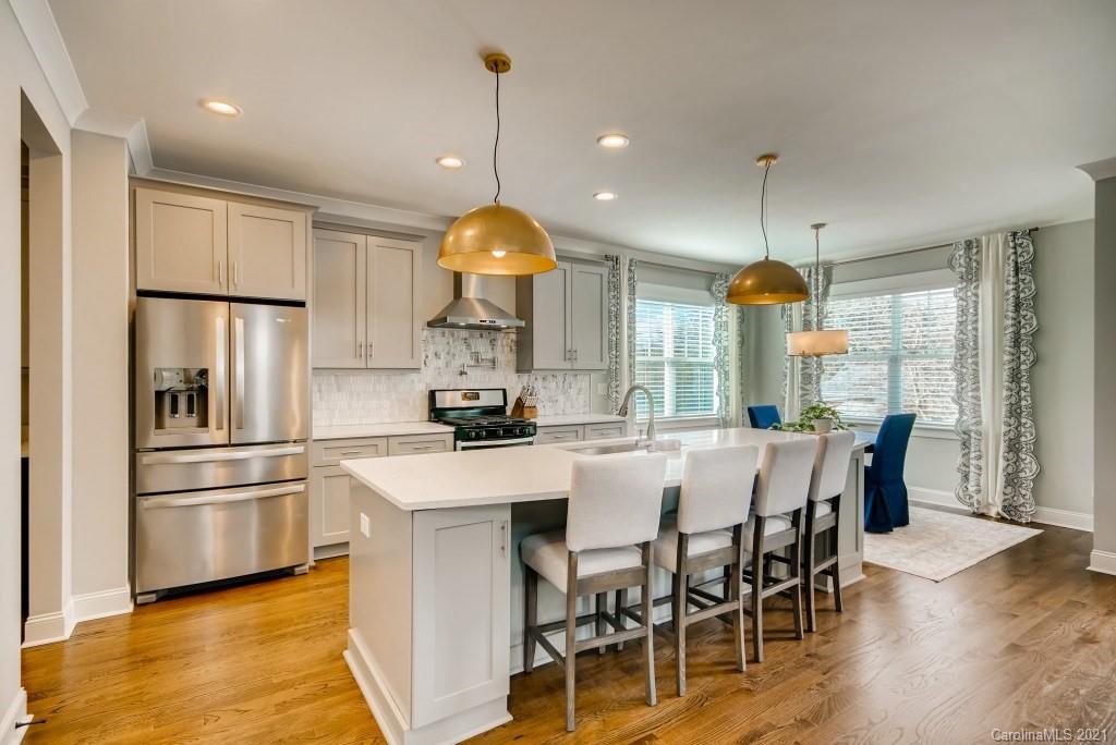 112 S Smallwood Place Charlotte NC 28208