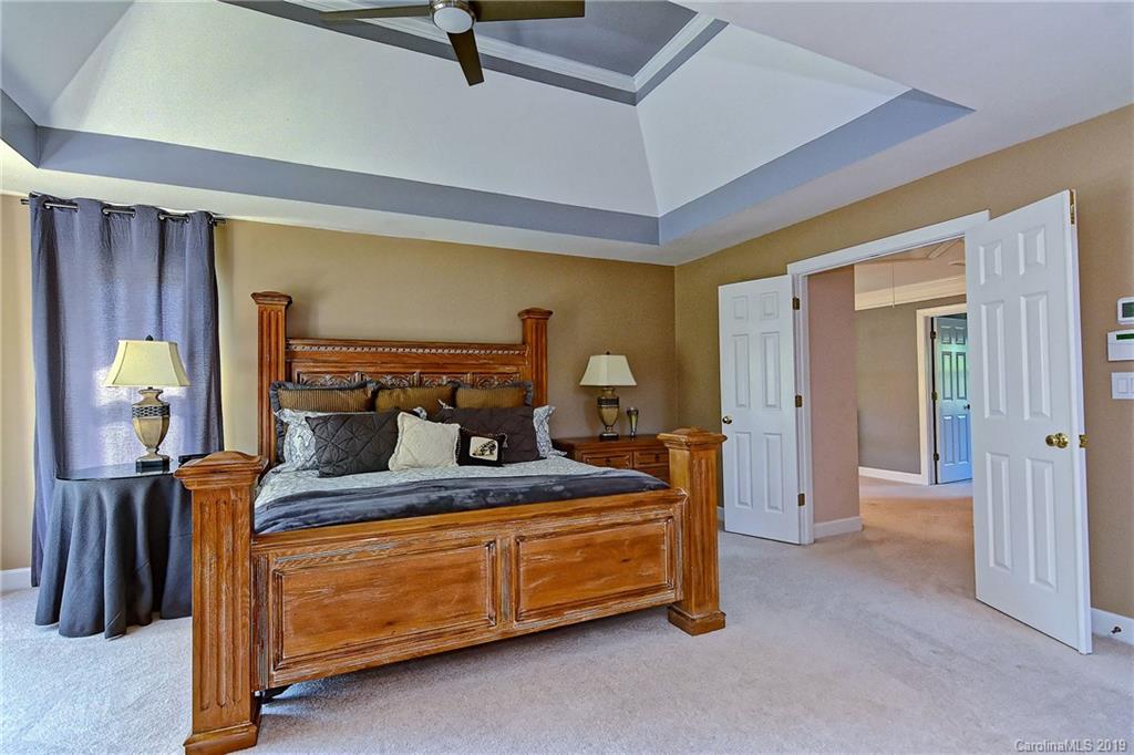 8714 Briar Oak Court Charlotte NC 28226