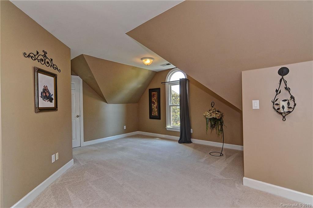 8714 Briar Oak Court Charlotte NC 28226