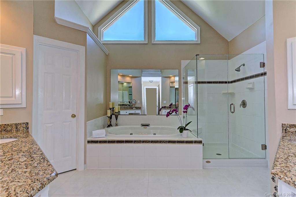 8714 Briar Oak Court Charlotte NC 28226