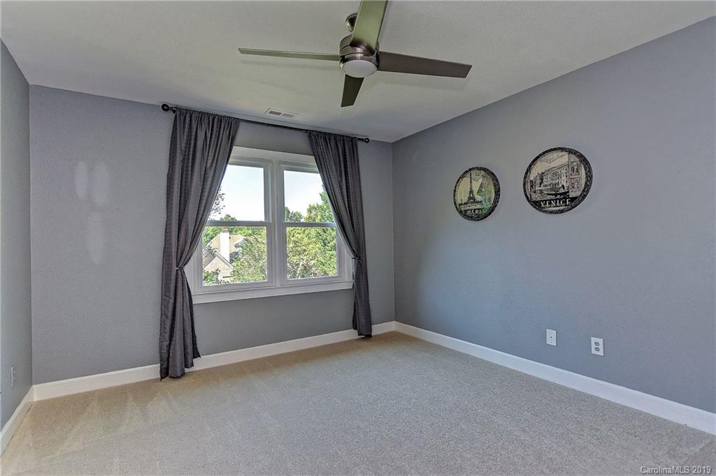 8714 Briar Oak Court Charlotte NC 28226