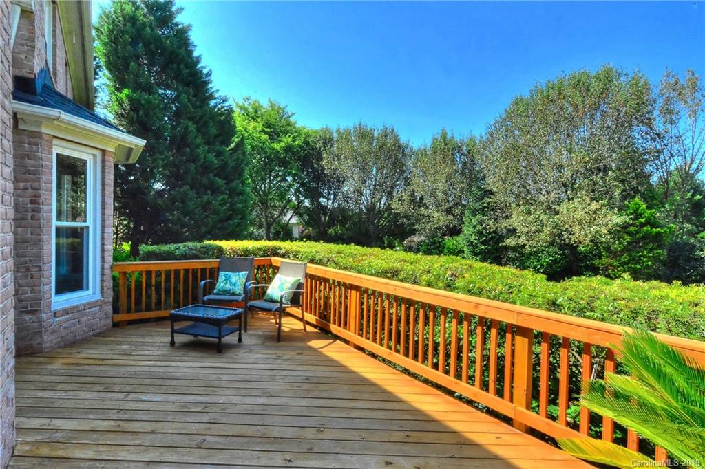 8714 Briar Oak Court Charlotte NC 28226