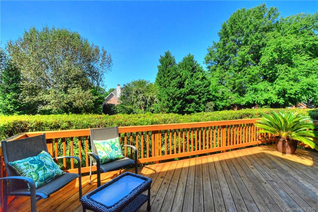 8714 Briar Oak Court Charlotte NC 28226