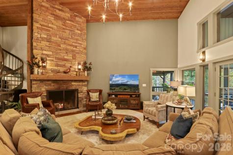198 Little Harbour Vilas NC 28692