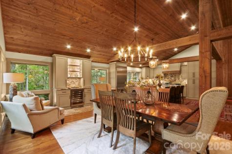 198 Little Harbour Vilas NC 28692