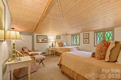 198 Little Harbour Vilas NC 28692