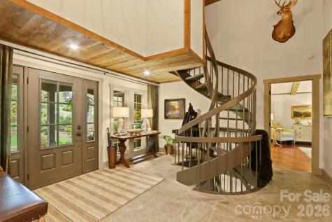 198 Little Harbour Vilas NC 28692