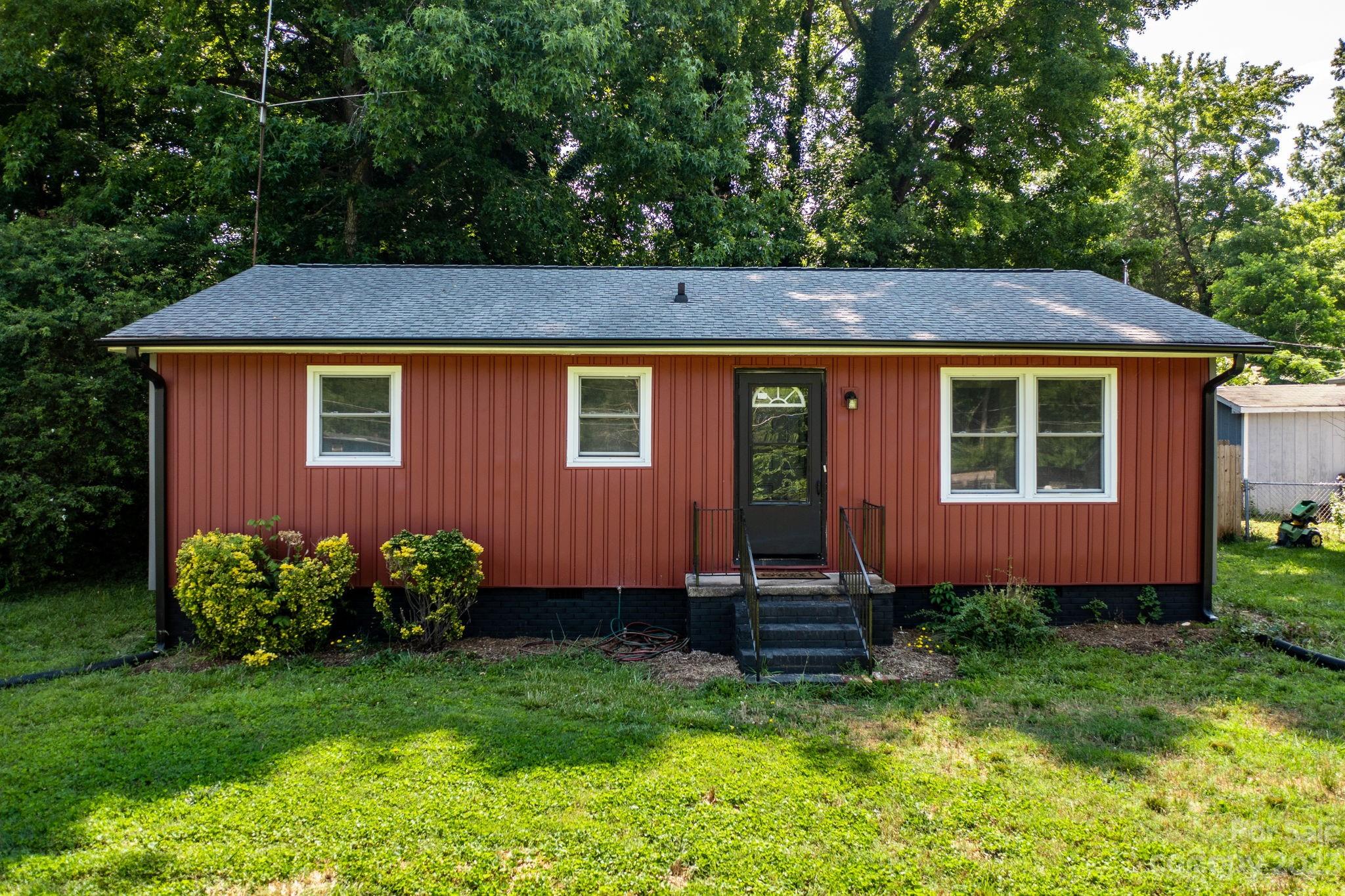2207 Hodgin Street Gastonia NC 28056