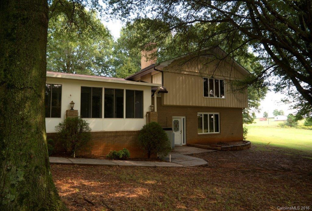 2949 Old Mountain Road Stony Point NC 28678