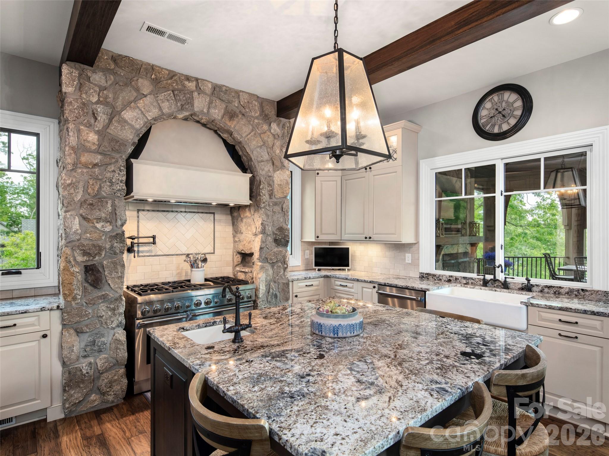 1105 Timberbluff Way Arden NC 28704