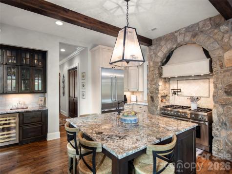 1105 Timberbluff Way Arden NC 28704
