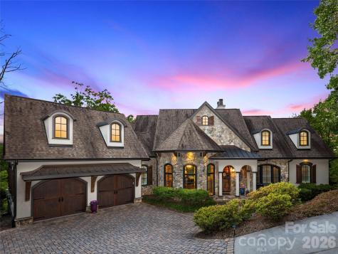 1105 Timberbluff Way Arden NC 28704