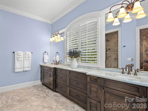 1105 Timberbluff Way Arden NC 28704