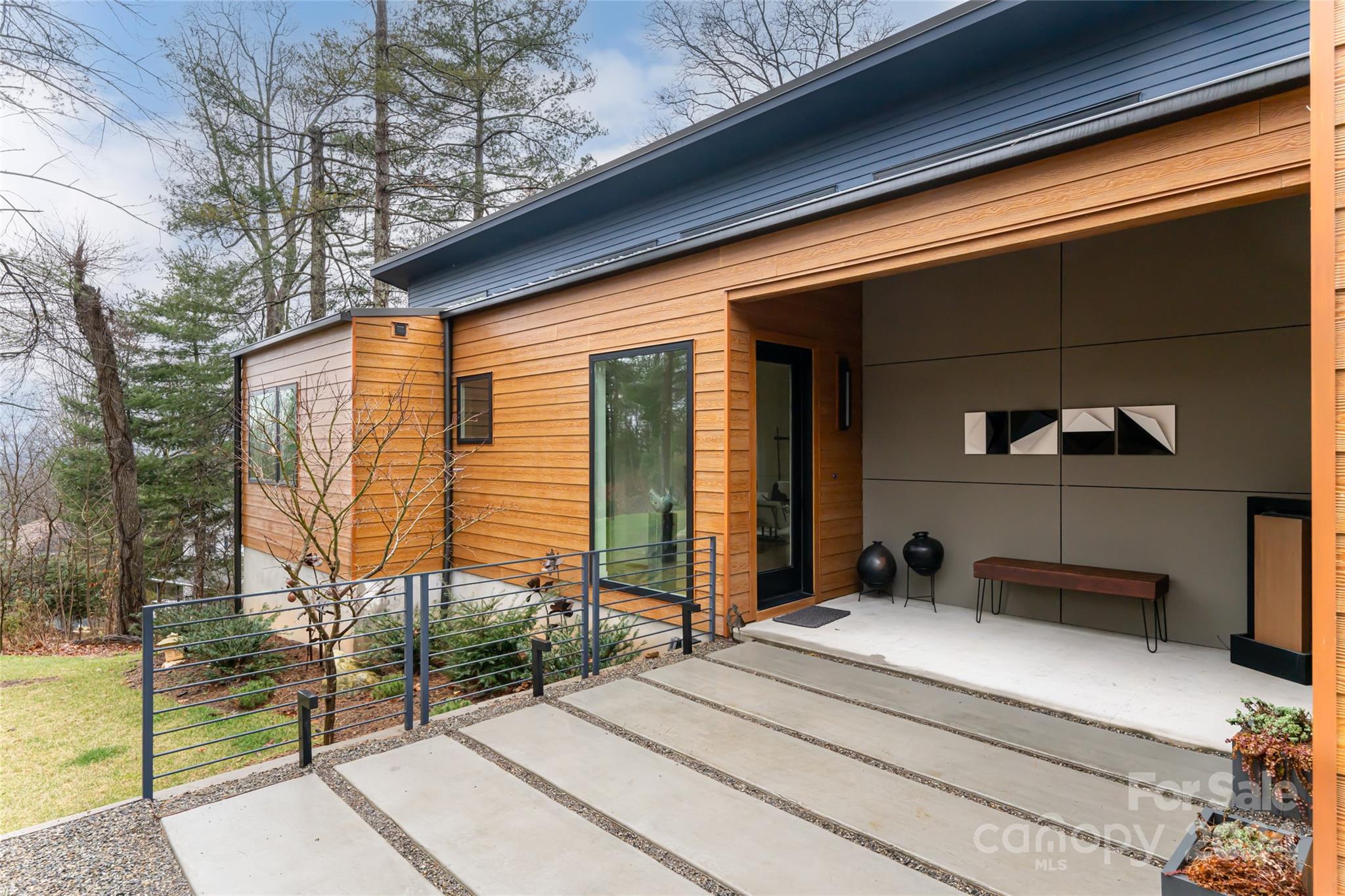 503 Kings Ridge Asheville NC 28804