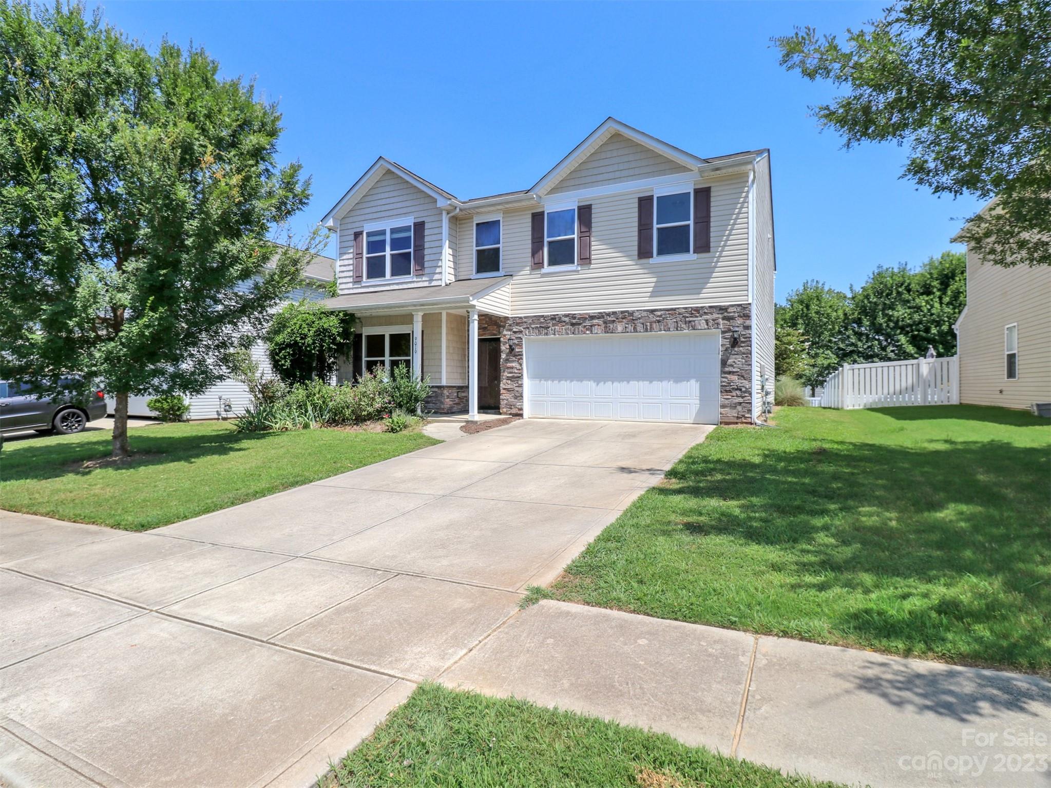 9019 Paddle Oak Road Charlotte NC 28227
