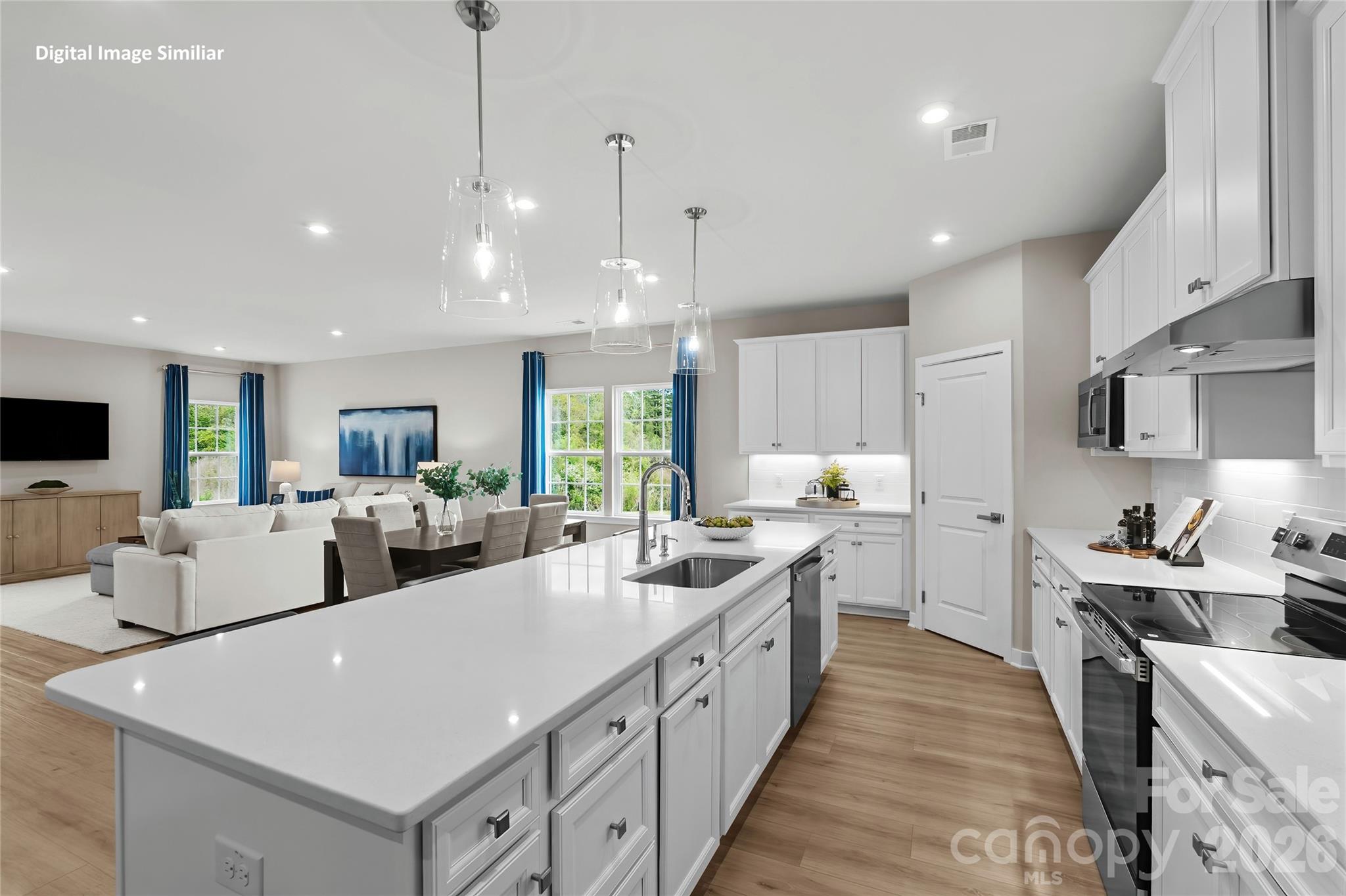 908 Heathway Drive Charlotte NC 28213