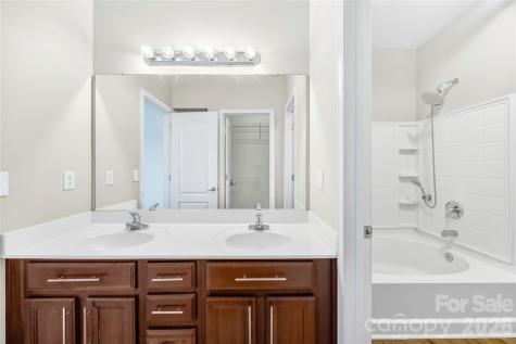 132 Market Place Avenue Mooresville NC 28117