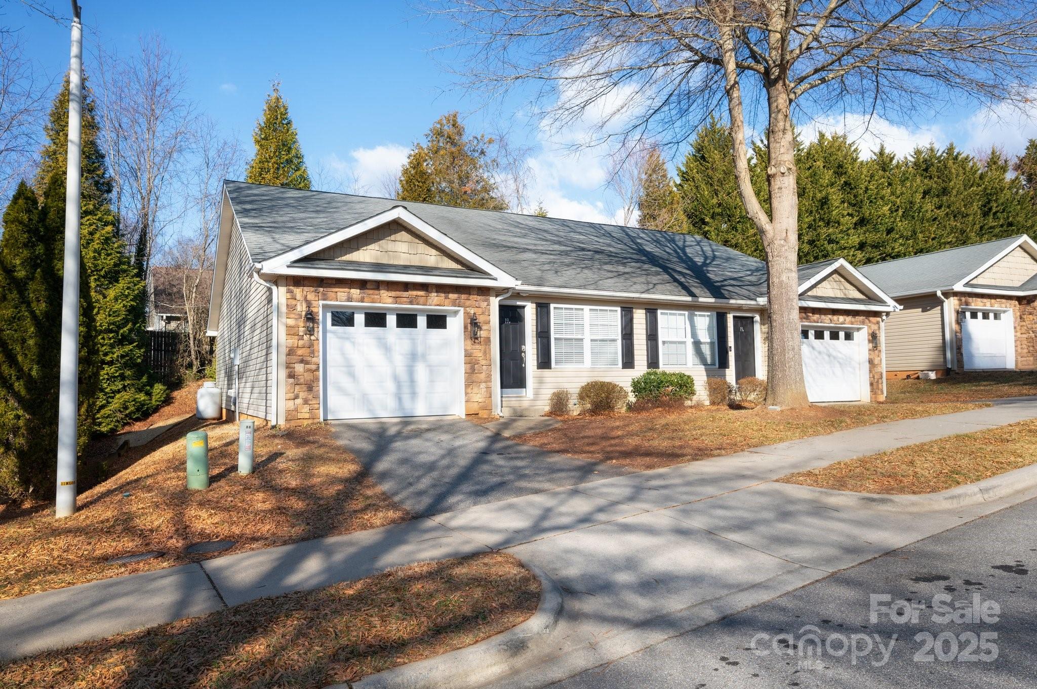 19 Kirby Road Asheville NC 28806