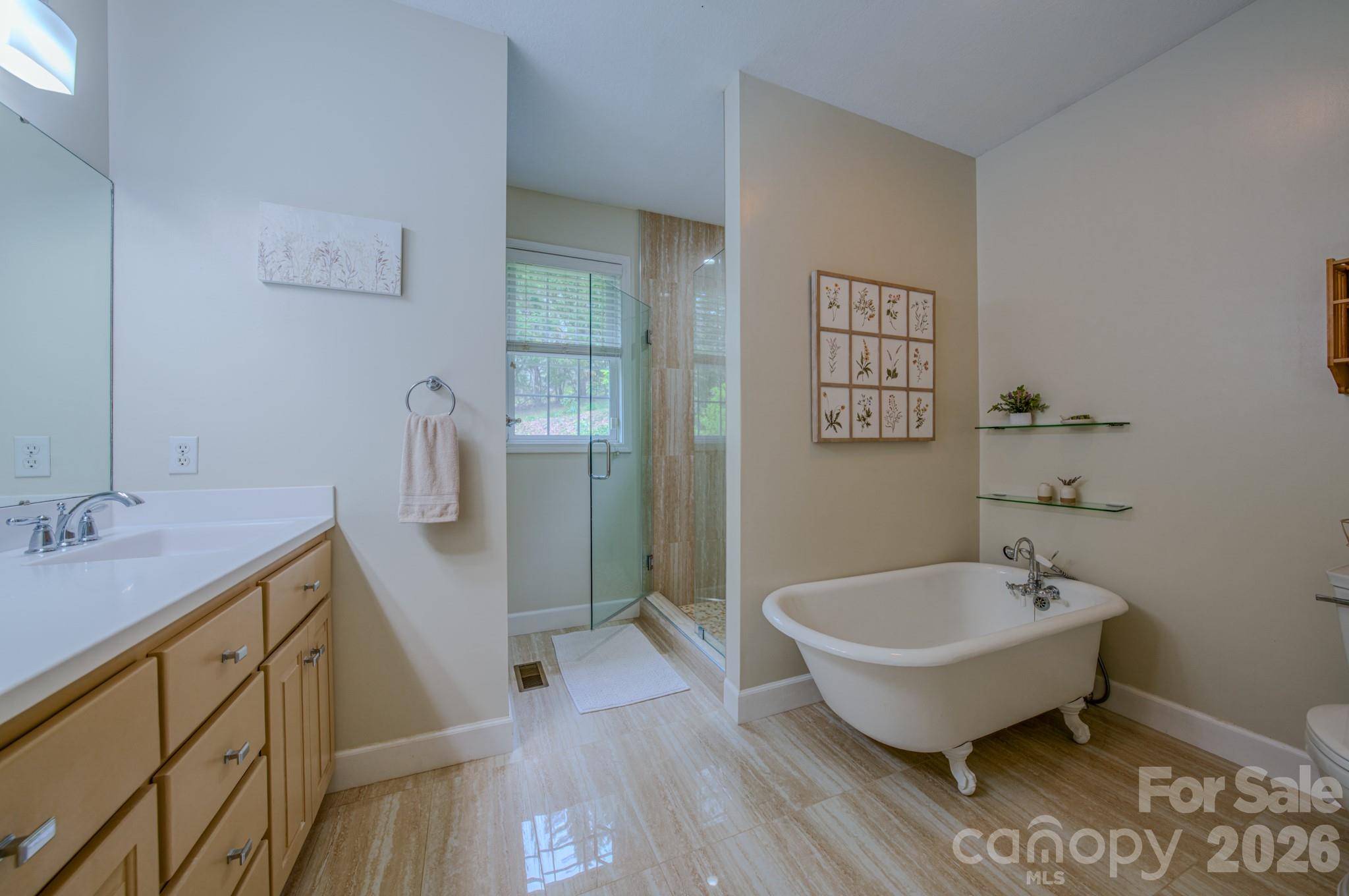 9 Double Eagle Drive Weaverville NC 28787