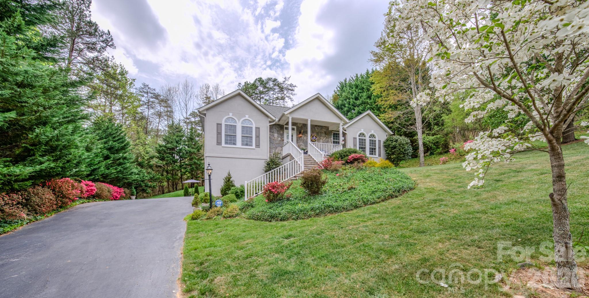 9 Double Eagle Drive Weaverville NC 28787
