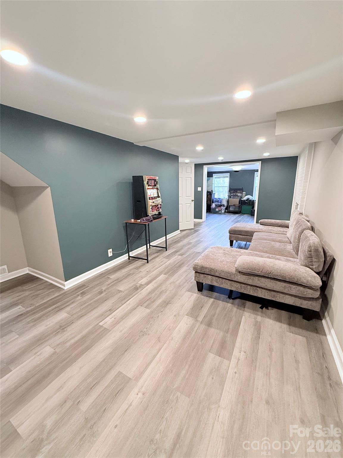 3743 Crosland Road Winston Salem NC 27106