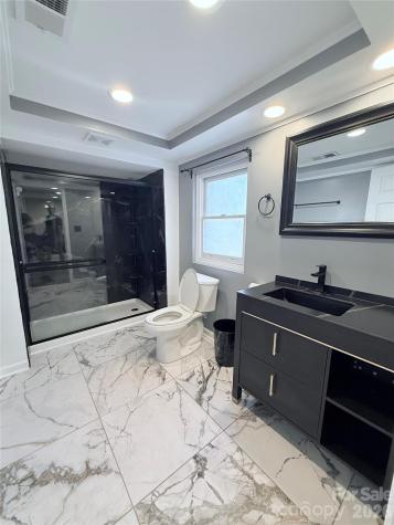 3743 Crosland Road Winston Salem NC 27106