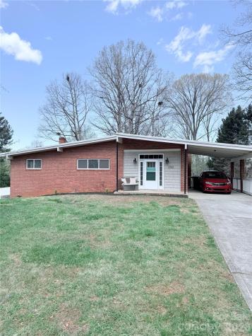 3743 Crosland Road Winston Salem NC 27106