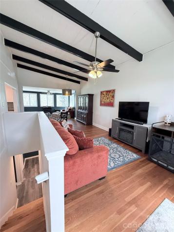 3743 Crosland Road Winston Salem NC 27106