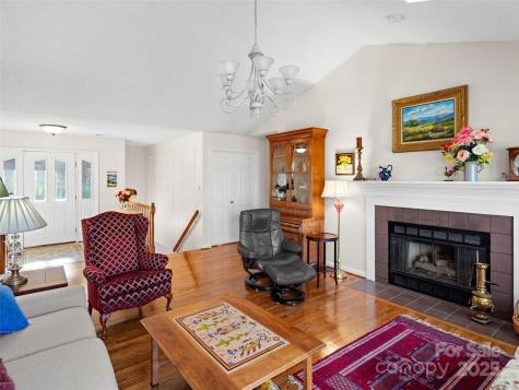 108 Galloway Drive Asheville NC 28803