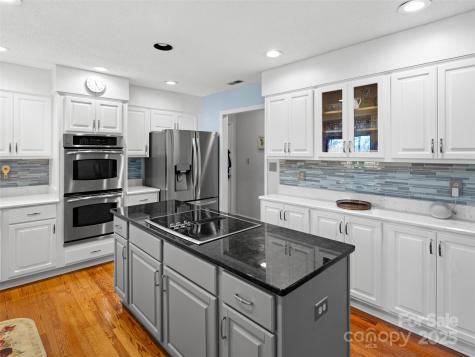 108 Galloway Drive Asheville NC 28803