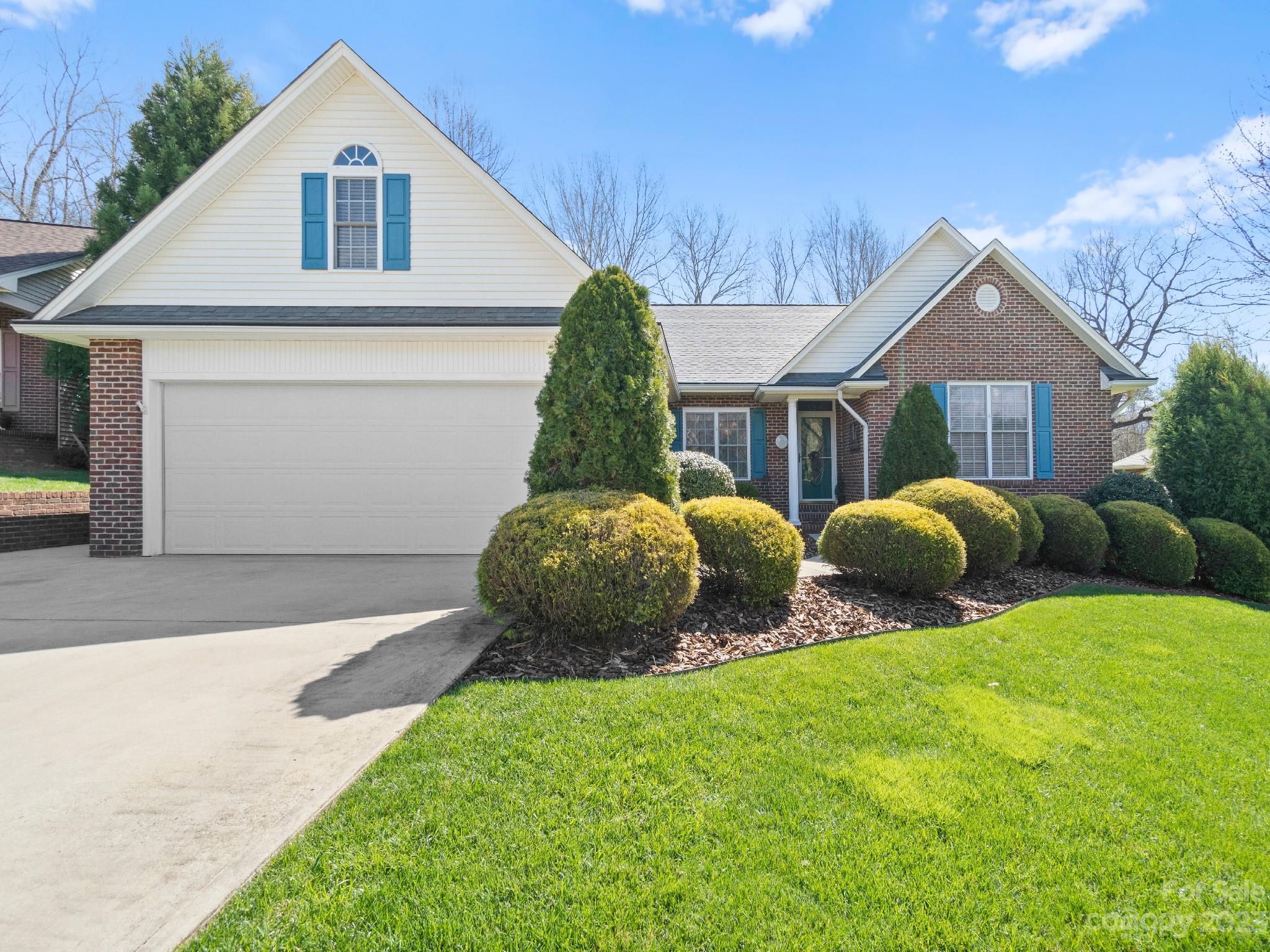 102 Crosscreek Drive Morganton NC 28655