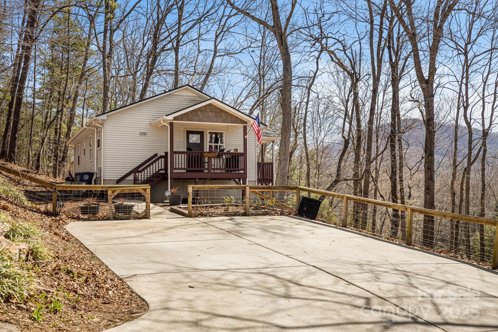 116 Westview Avenue Black Mountain NC 28711