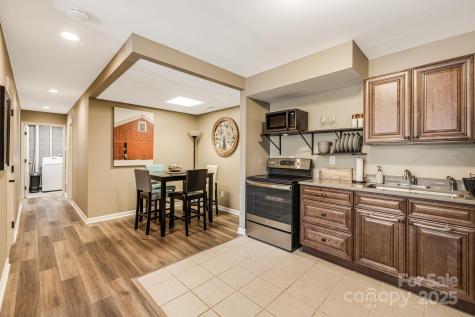 116 Westview Avenue Black Mountain NC 28711